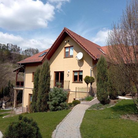 Pokoje Goscinne Monti Bad Kudowa Exterior foto